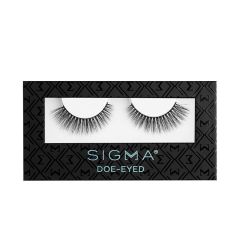 Sigma Beauty  Doe-Eyed False Lashes 